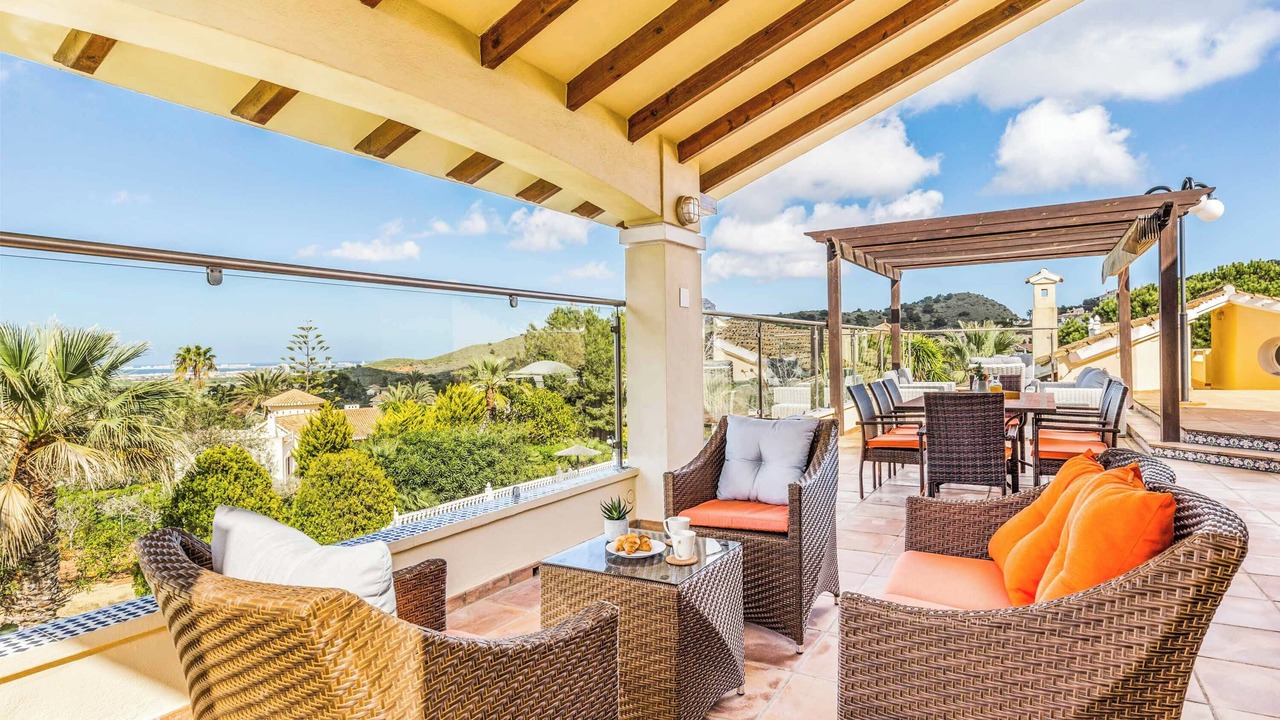 Photo of Patio Balcony in Diputacion de Rincon de San Gines