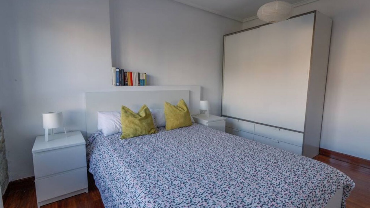 Photo of Bedroom in Moreaga