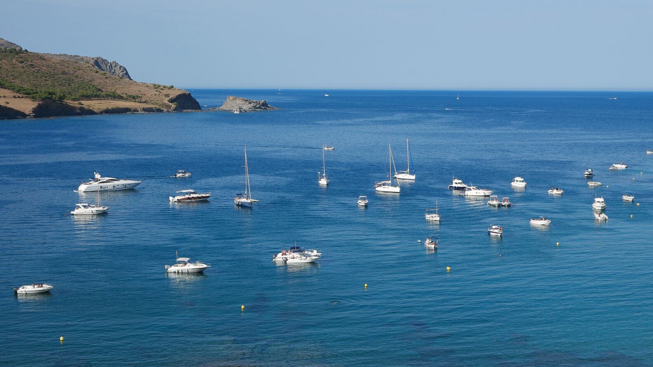 Photo of Others in Colera