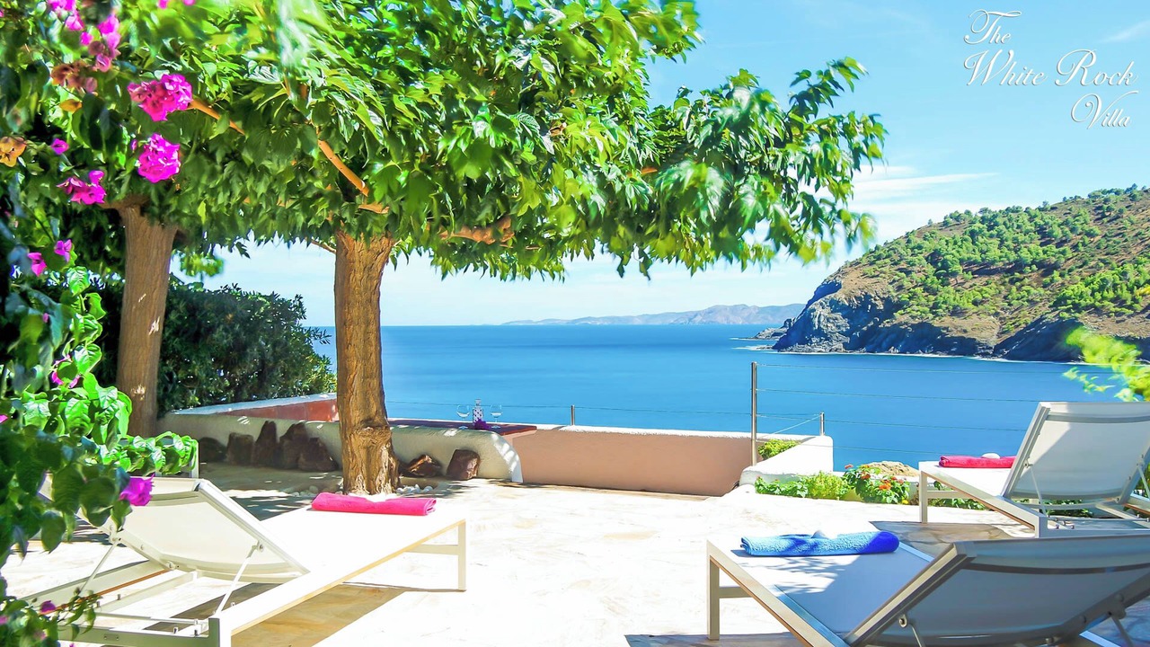 Photo of Patio Balcony in Colera