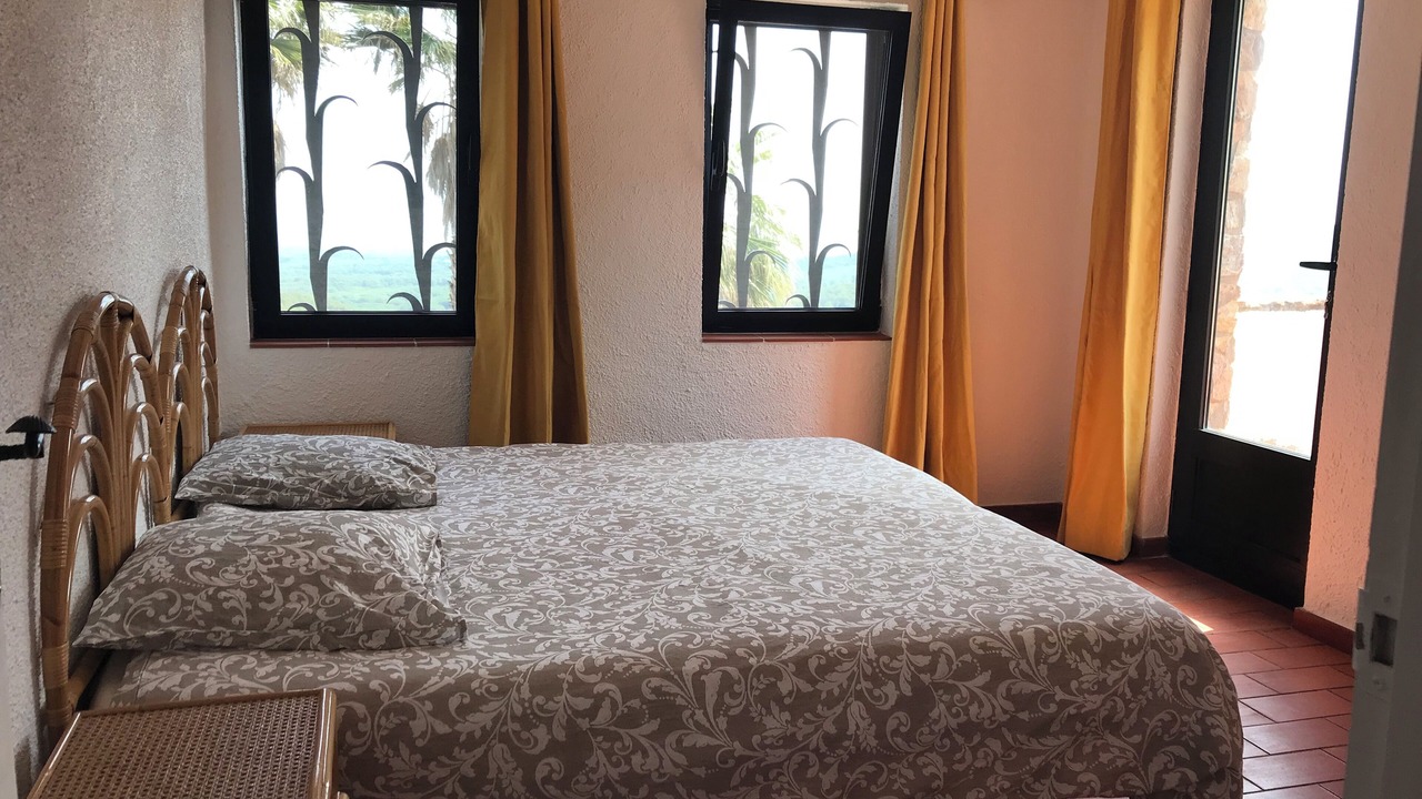 Photo of Bedroom in Pals