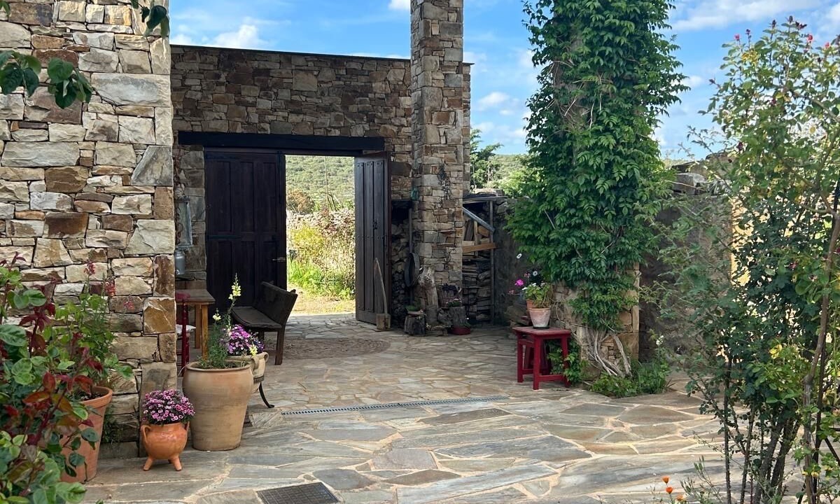 Photo of Patio Balcony in Castrillo De Los Polvazares