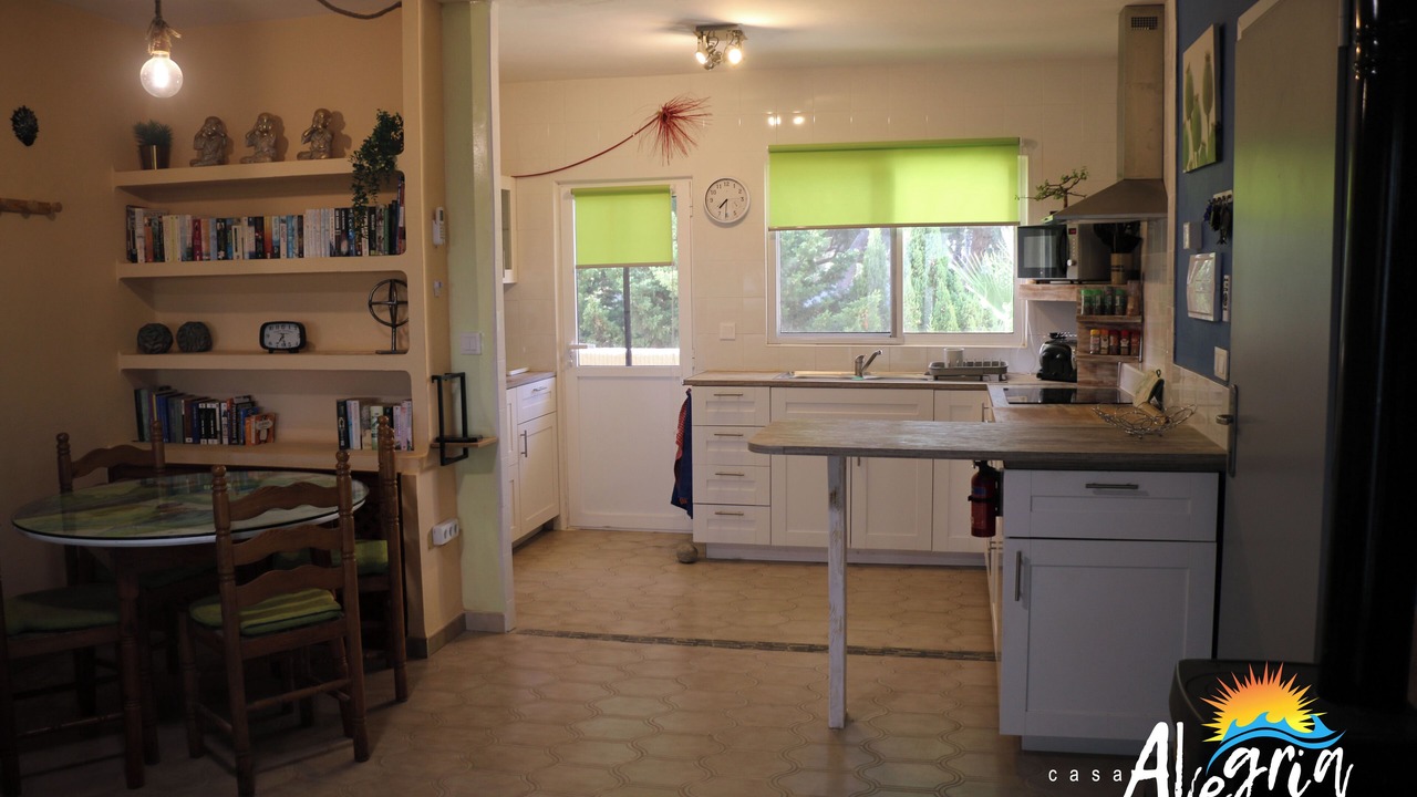 Photo of Kitchen in Vista de los Angeles-Rumina
