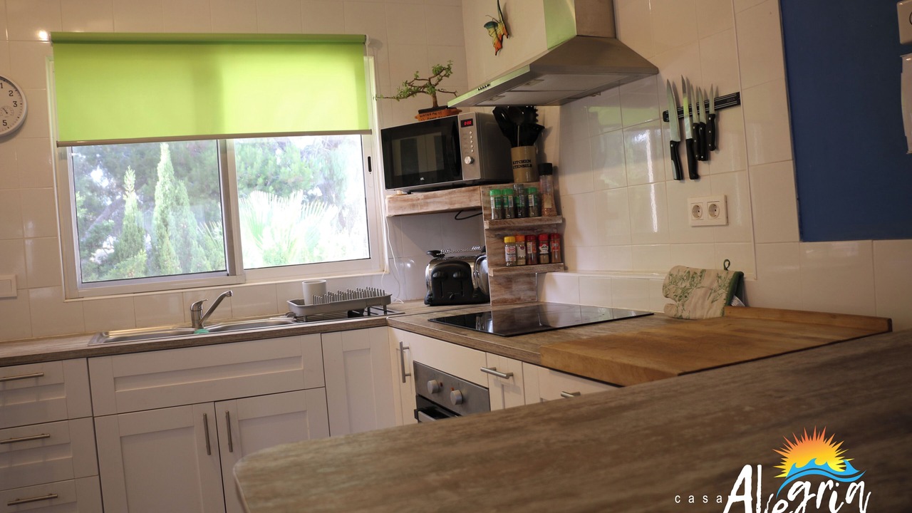 Photo of Kitchen in Vista de los Angeles-Rumina