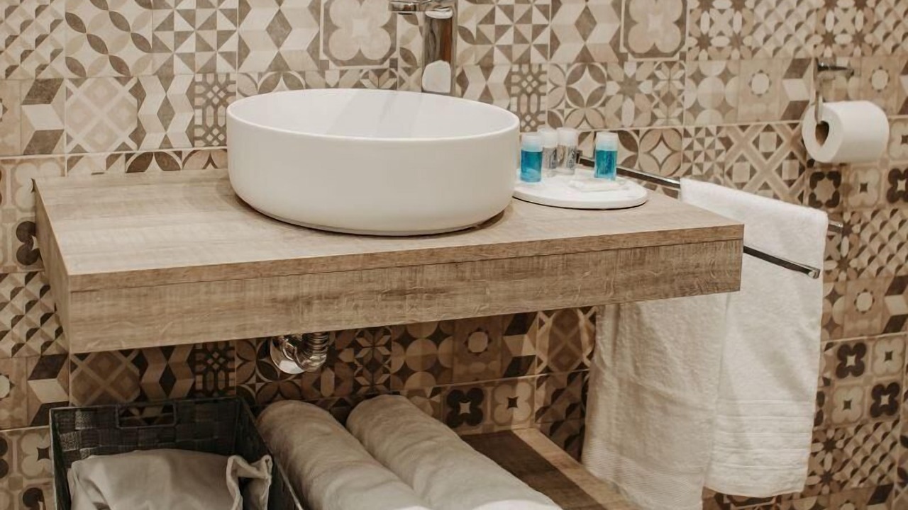 Photo of Bathroom in Valdepenas