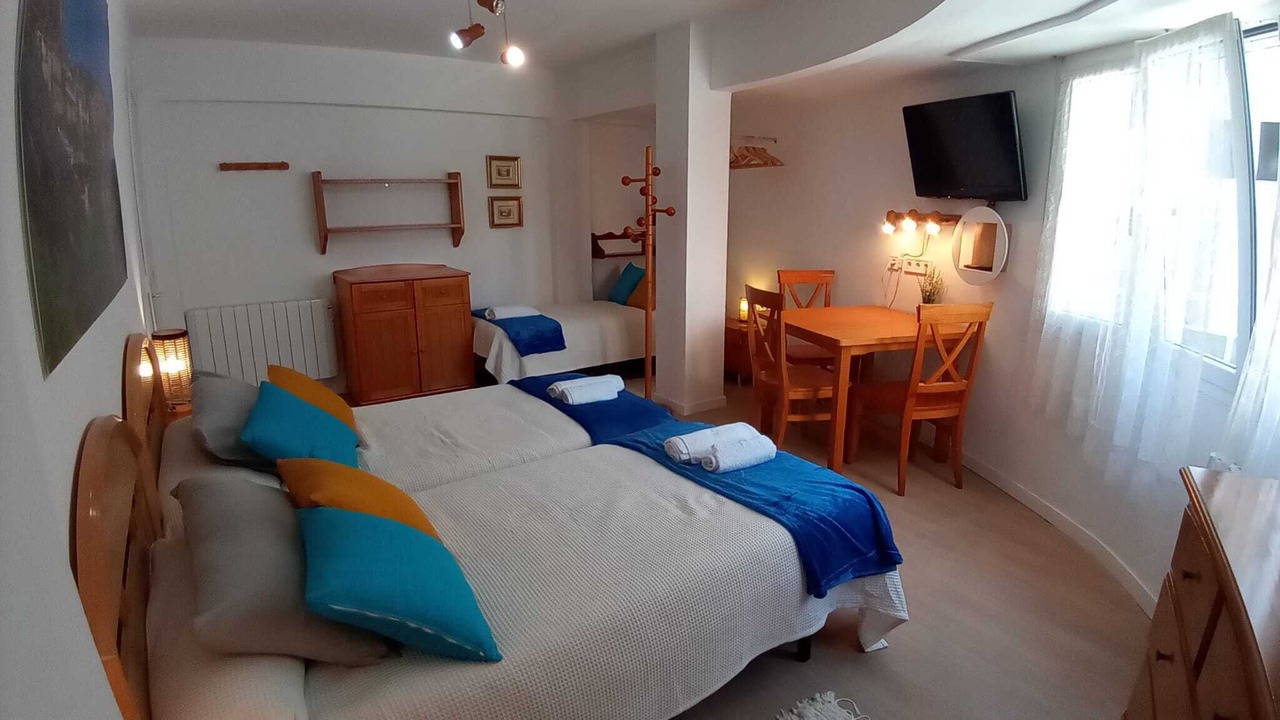 Photo of Bedroom in Medina De Pomar