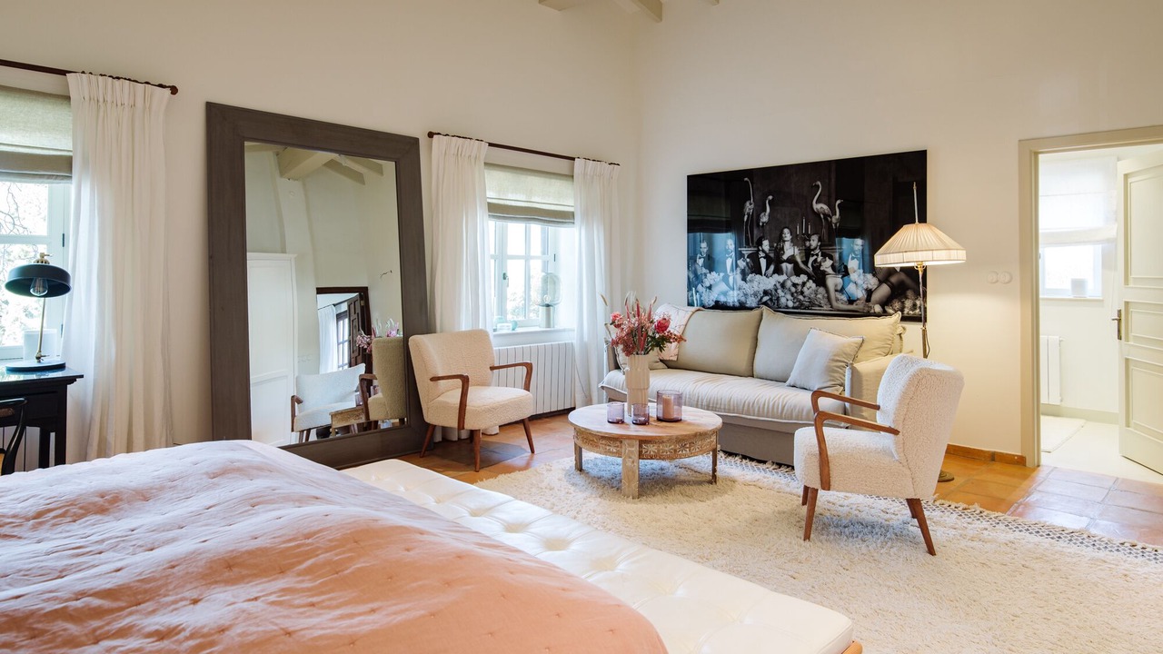 Photo of Bedroom in Establiments