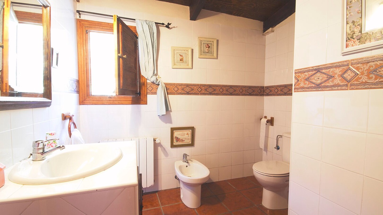 Photo of Bathroom in Reocin de los Molinos