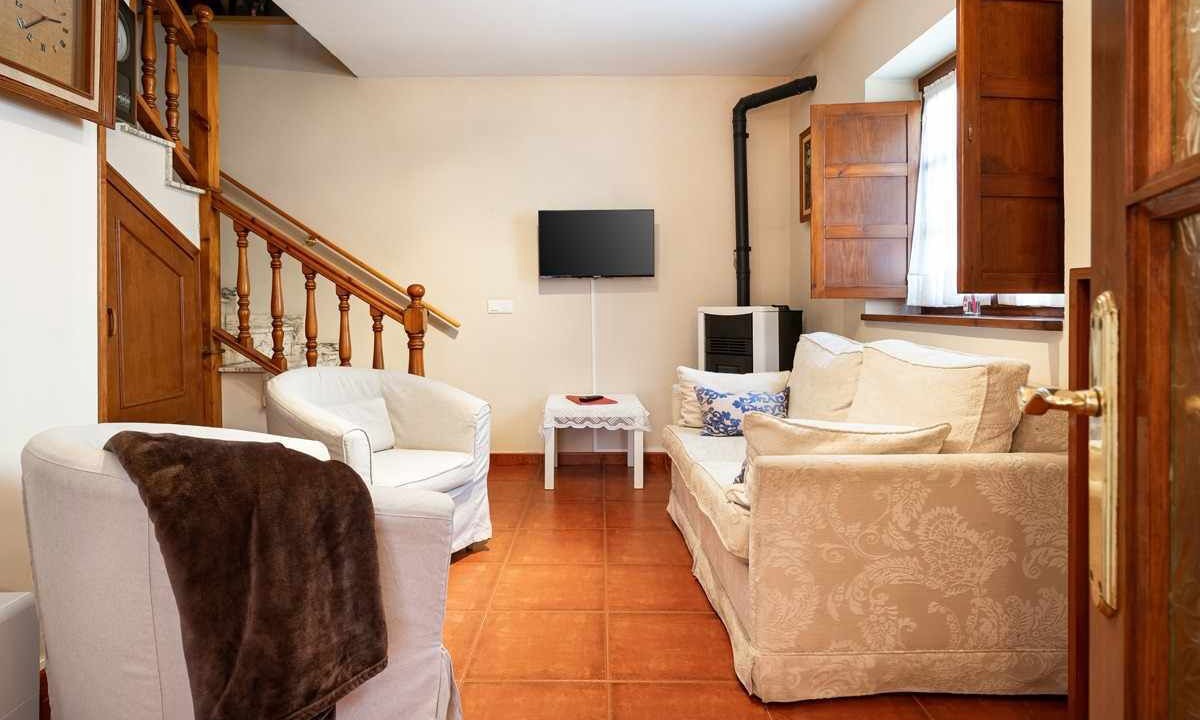 Photo of Livingroom in Parres Municipality