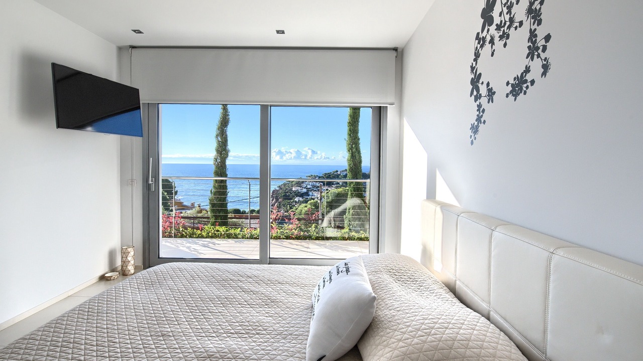 Photo of Bedroom in Tamariu
