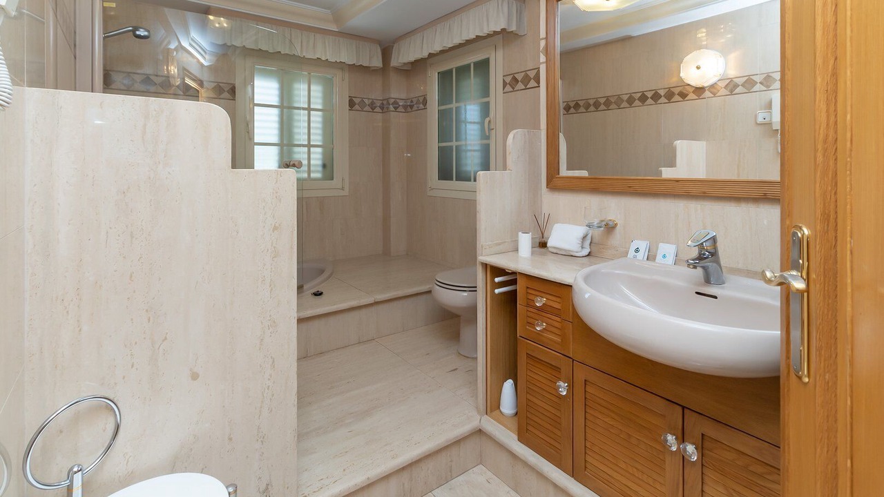 Photo of Bathroom in Puig