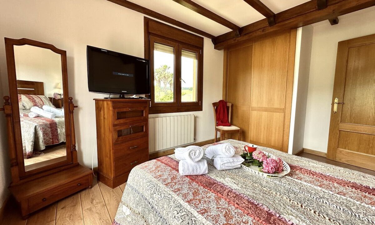 Photo of Bedroom in Guemes