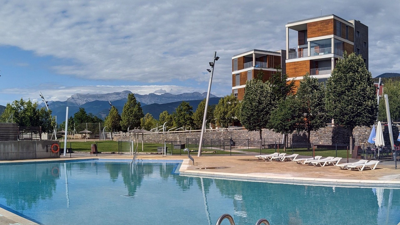 Photo of Outdoor in Abena