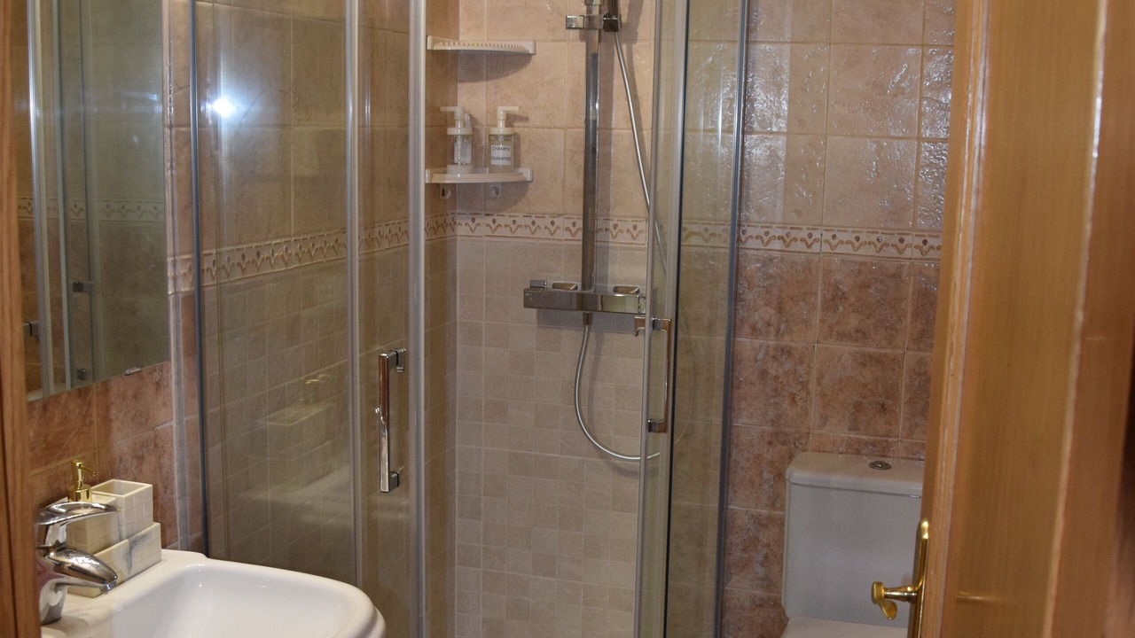 Photo of Bathroom in Tagle