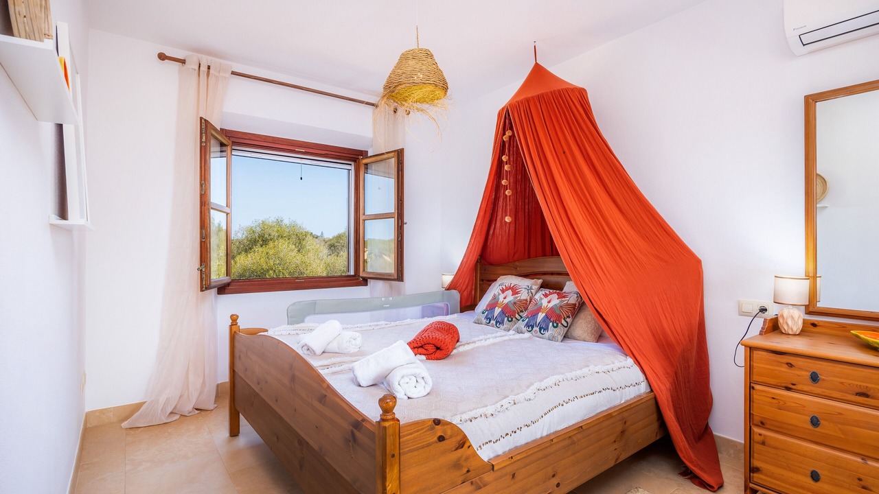 Photo of Bedroom in Santanyi
