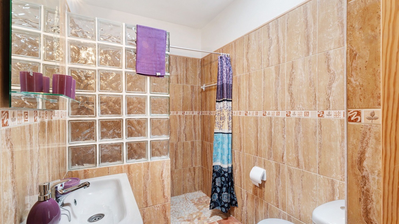 Photo of Bathroom in Buenavista del Norte