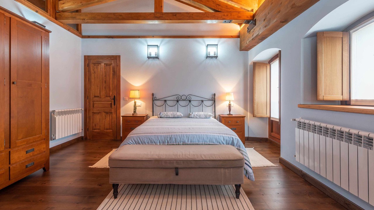 Photo of Bedroom in Parres Municipality