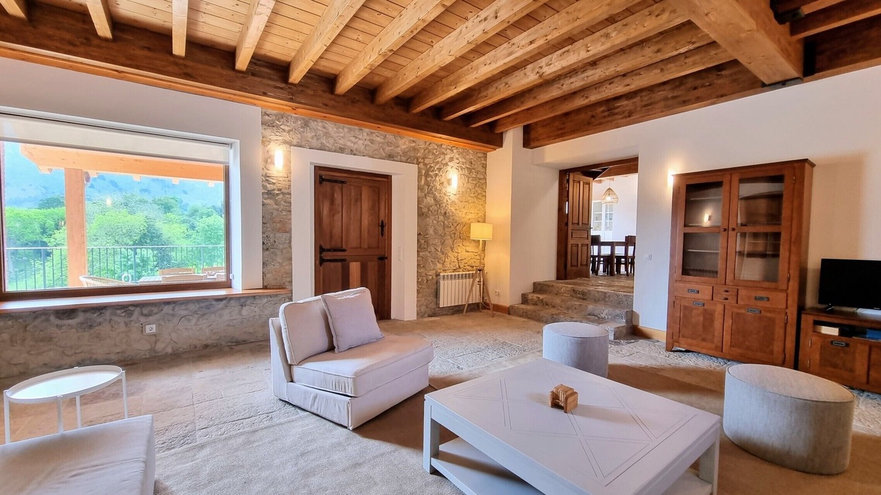Photo of Bedroom in Parres Municipality
