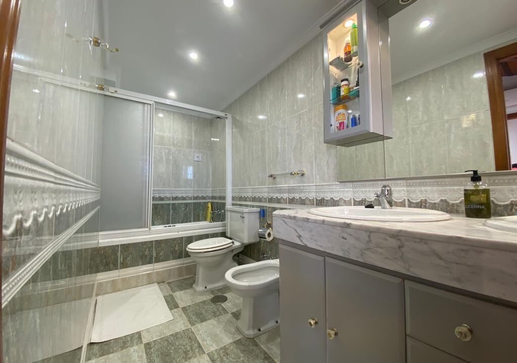 Photo of Bathroom in Carihuela