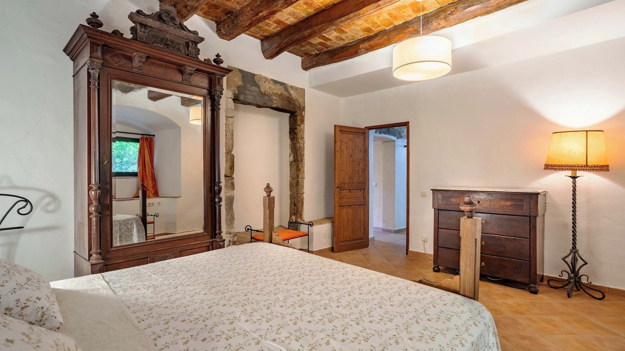 Photo of Bedroom in Pins