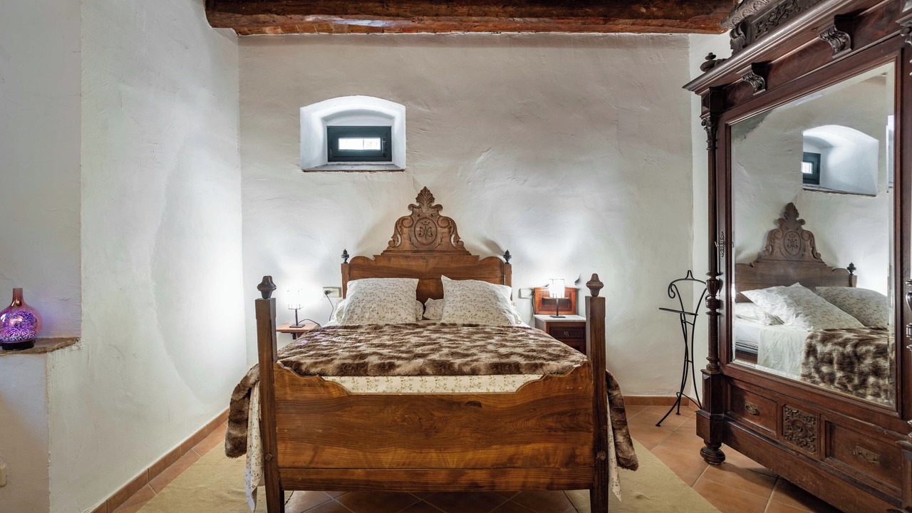 Photo of Bedroom in Pins