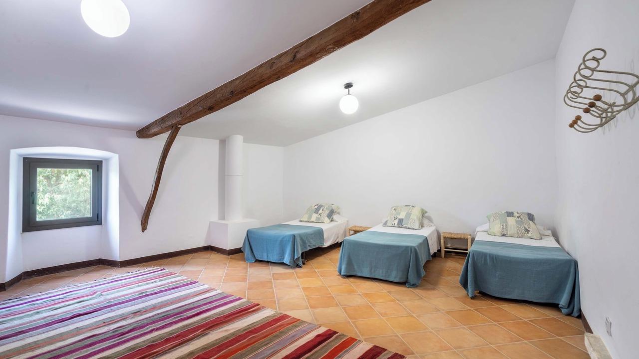 Photo of Bedroom in Pins