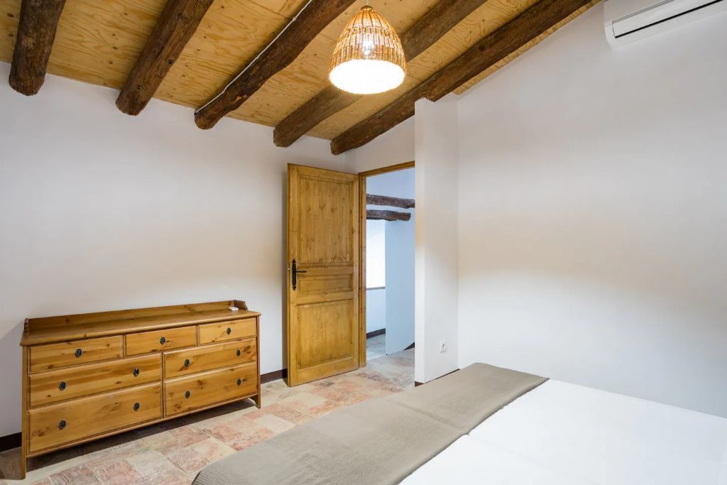Photo of Bedroom in Pins