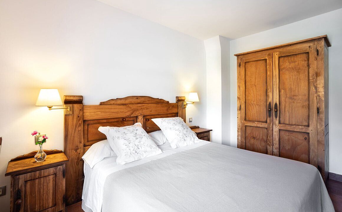 Photo of Bedroom in Pins