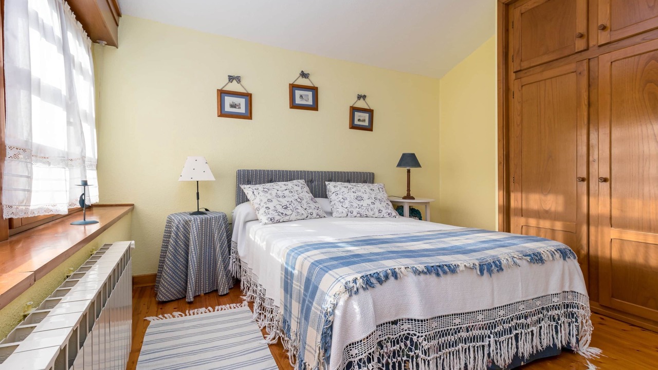 Photo of Bedroom in Potes