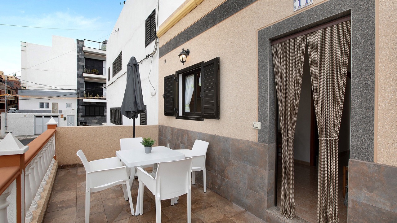 Photo of Outdoor in Fasnia