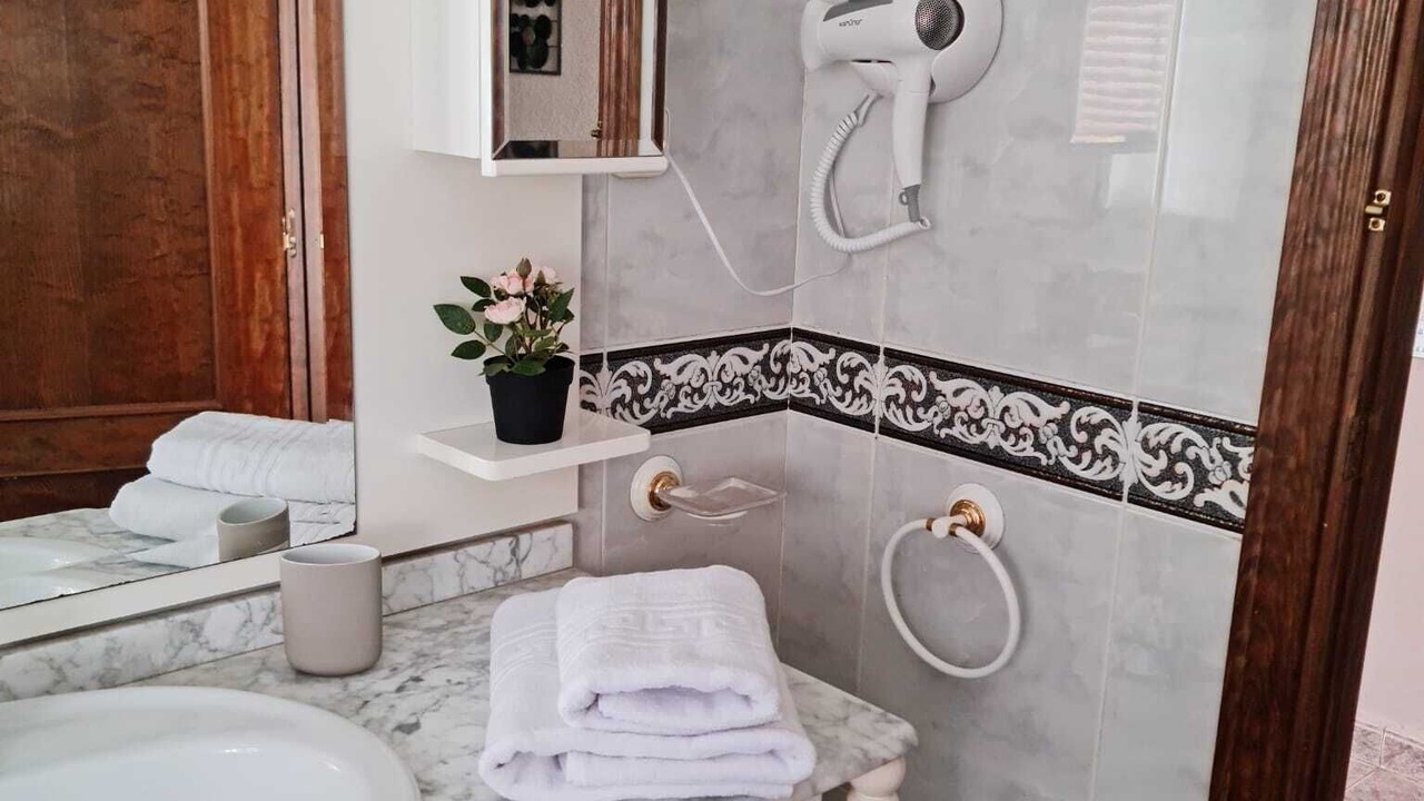 Photo of Bathroom in Escalona
