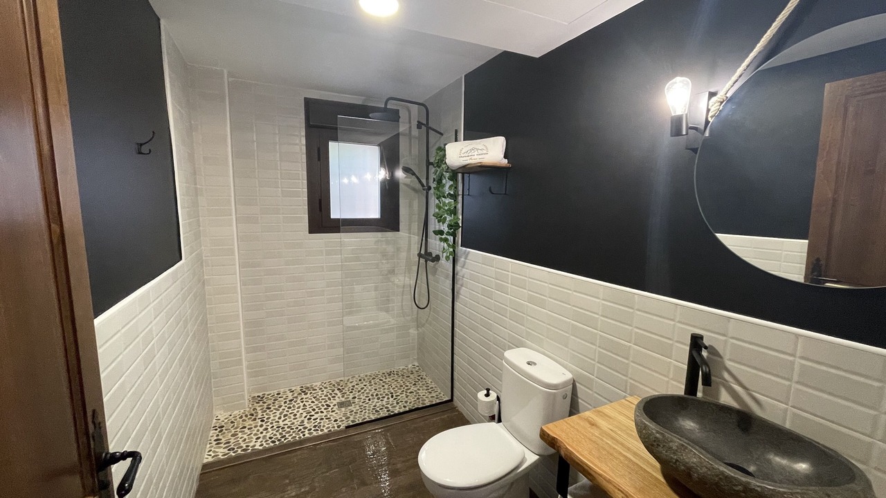 Photo of Bathroom in Hervas