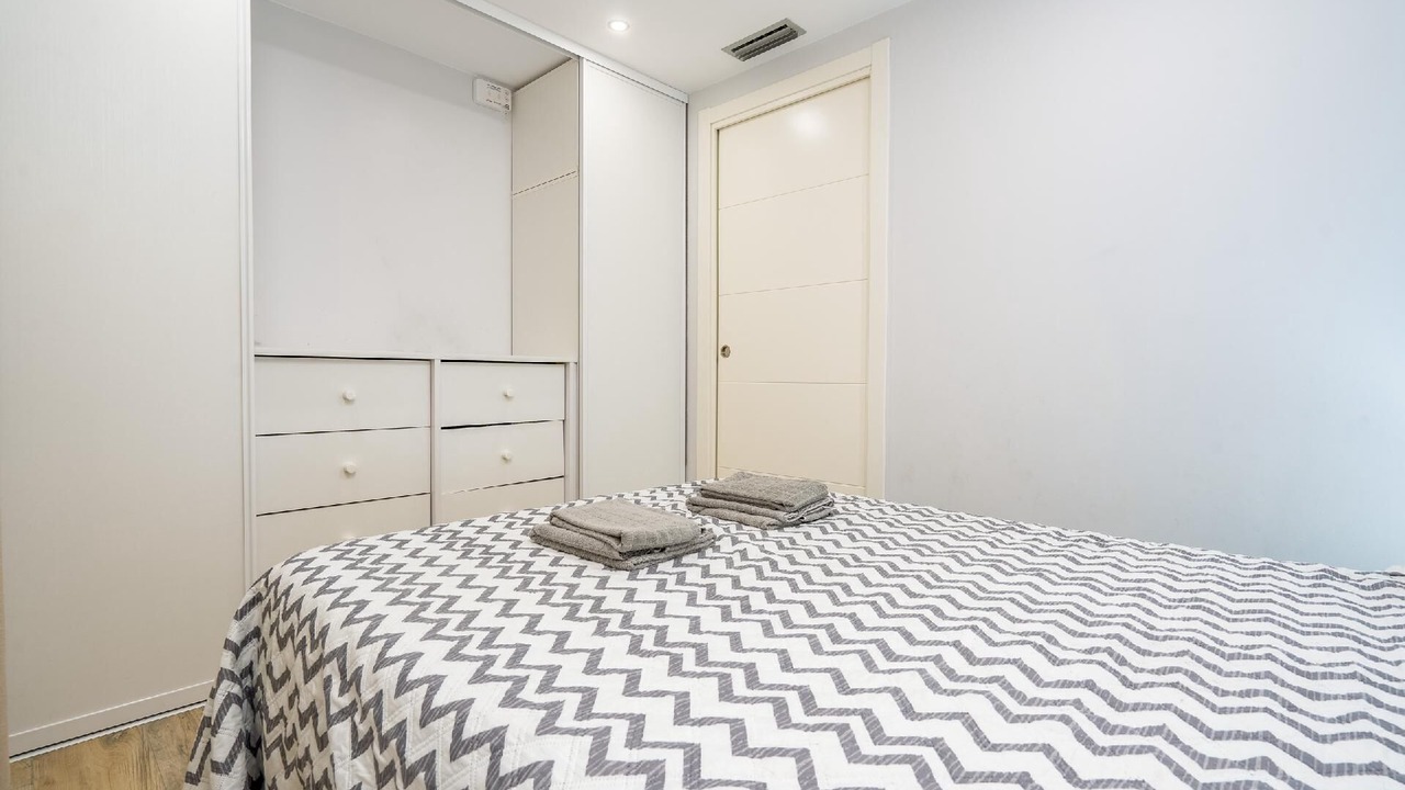Photo of Bedroom in Roses Town Center