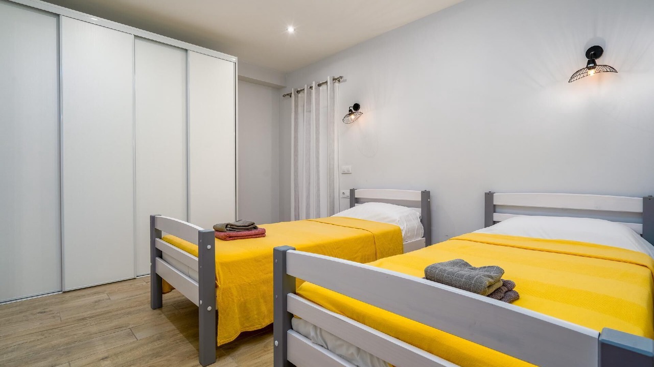 Photo of Bedroom in Roses Town Center