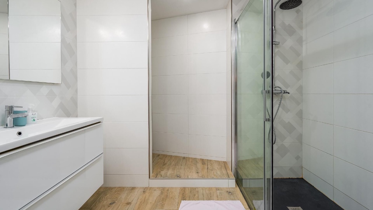 Photo of Bathroom in Roses Town Center