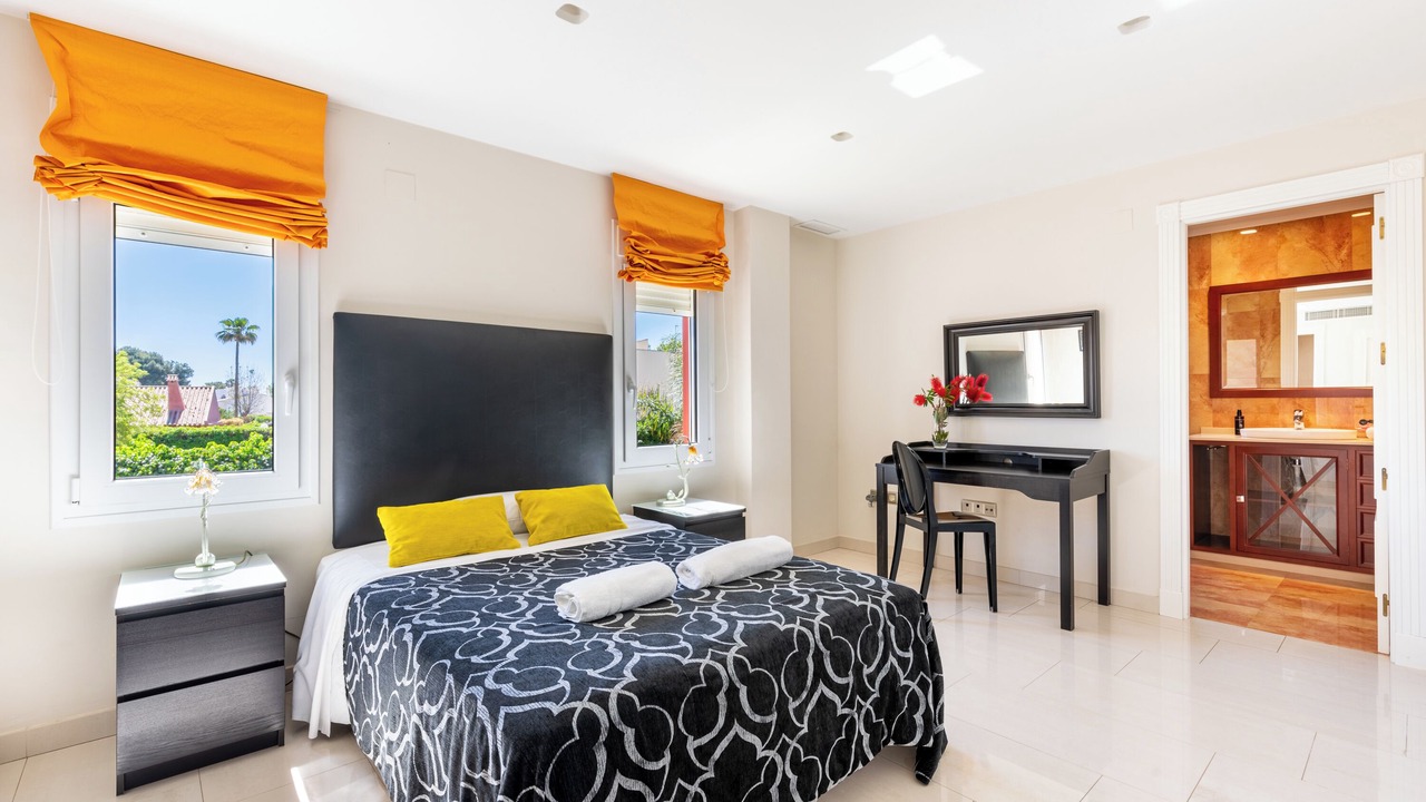 Photo of Bedroom in Guadalmar