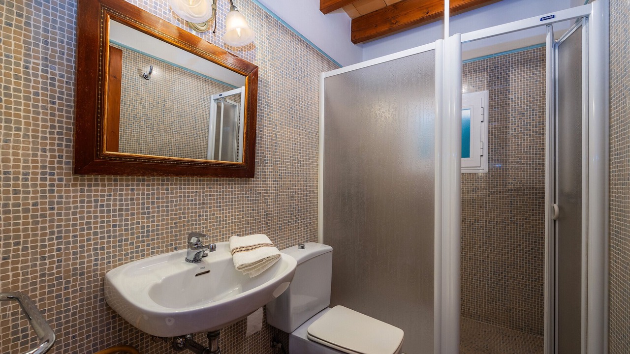 Photo of Bathroom in Fornalutx