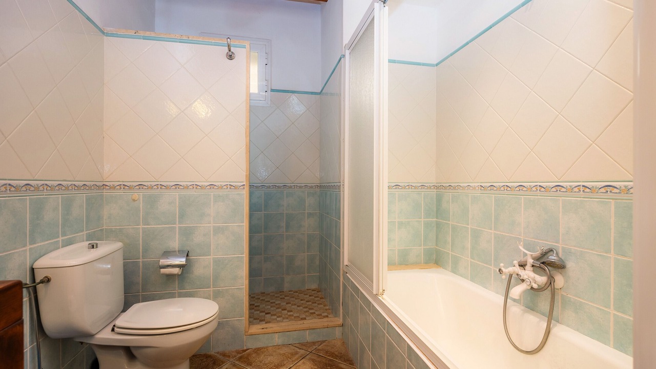 Photo of Bathroom in Fornalutx