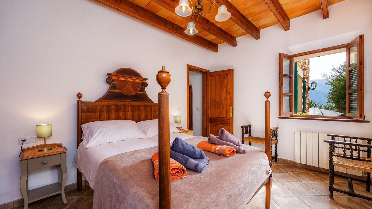 Photo of Bedroom in Fornalutx