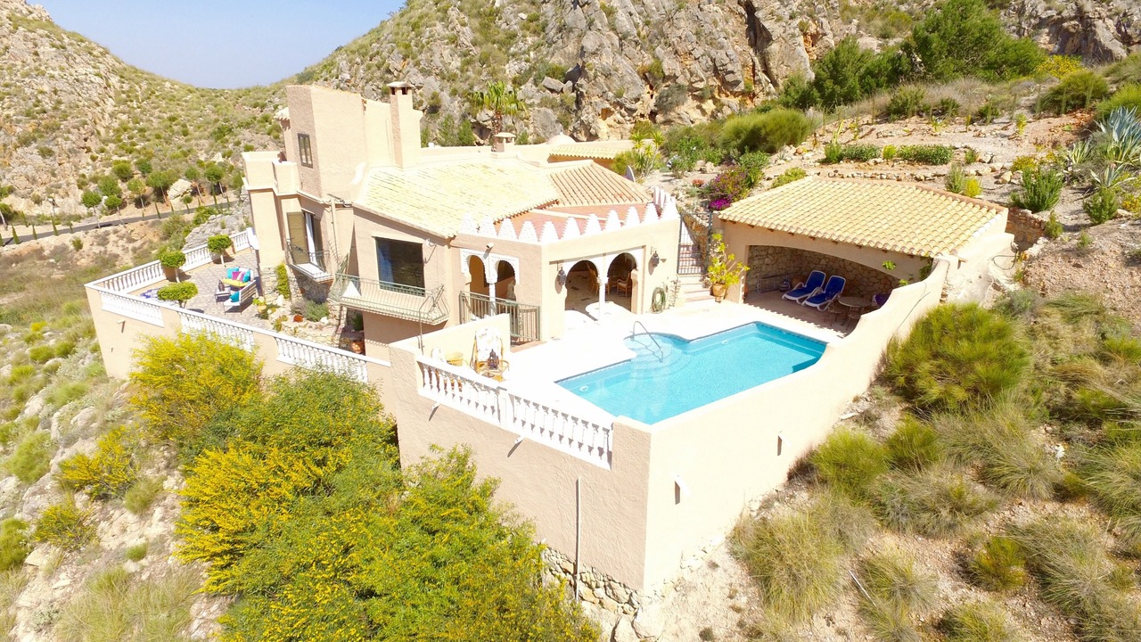 Photo of Outdoor in Turre