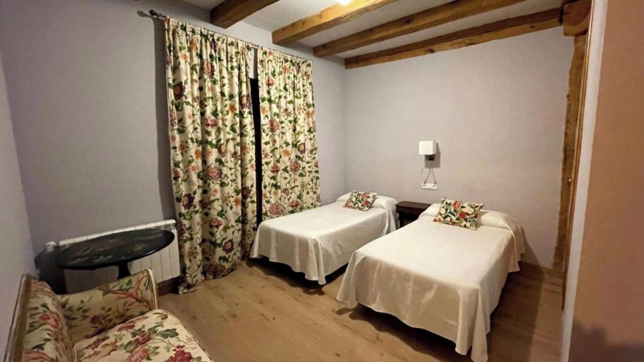 Photo of Bedroom in Sepulveda
