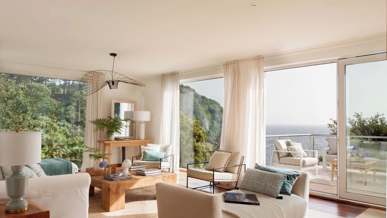 Photo of Livingroom in Pechon