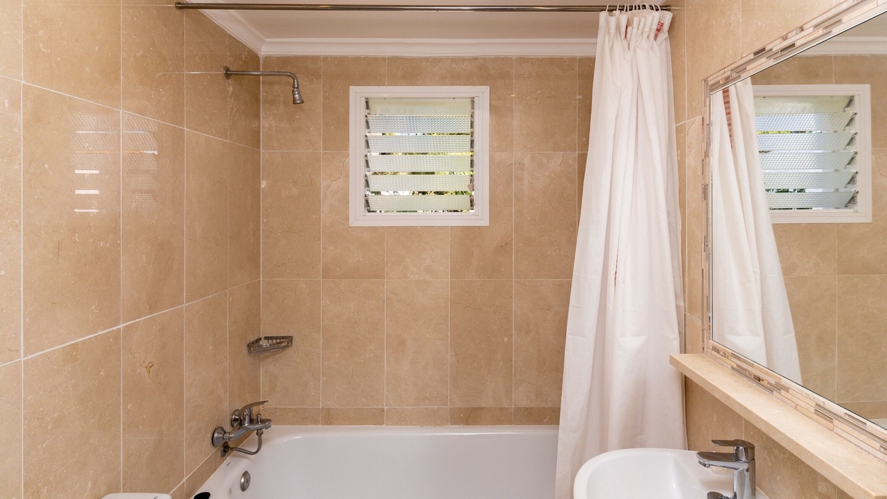 Photo of Bathroom in El Paraiso