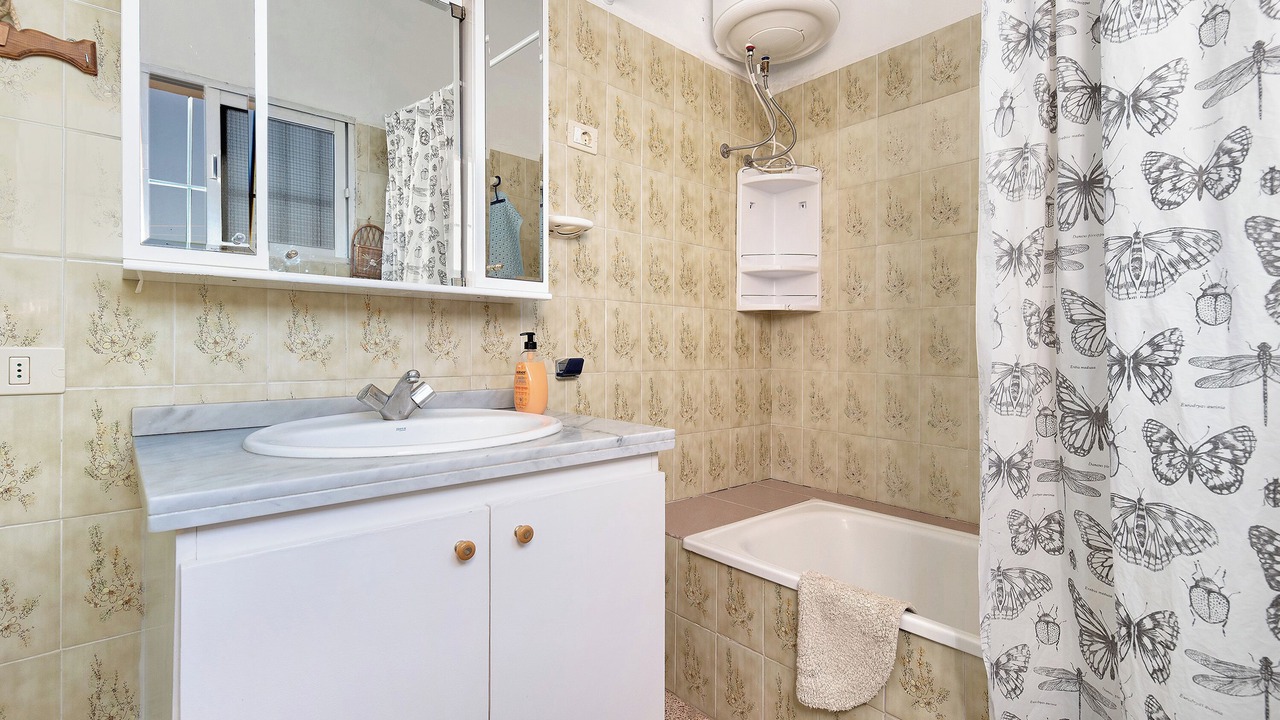 Photo of Bathroom in Arico