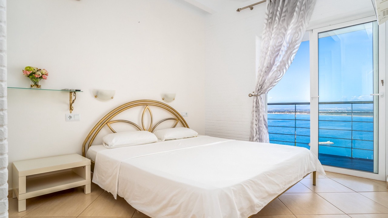 Photo of Bedroom in Almadraba-Canyelles