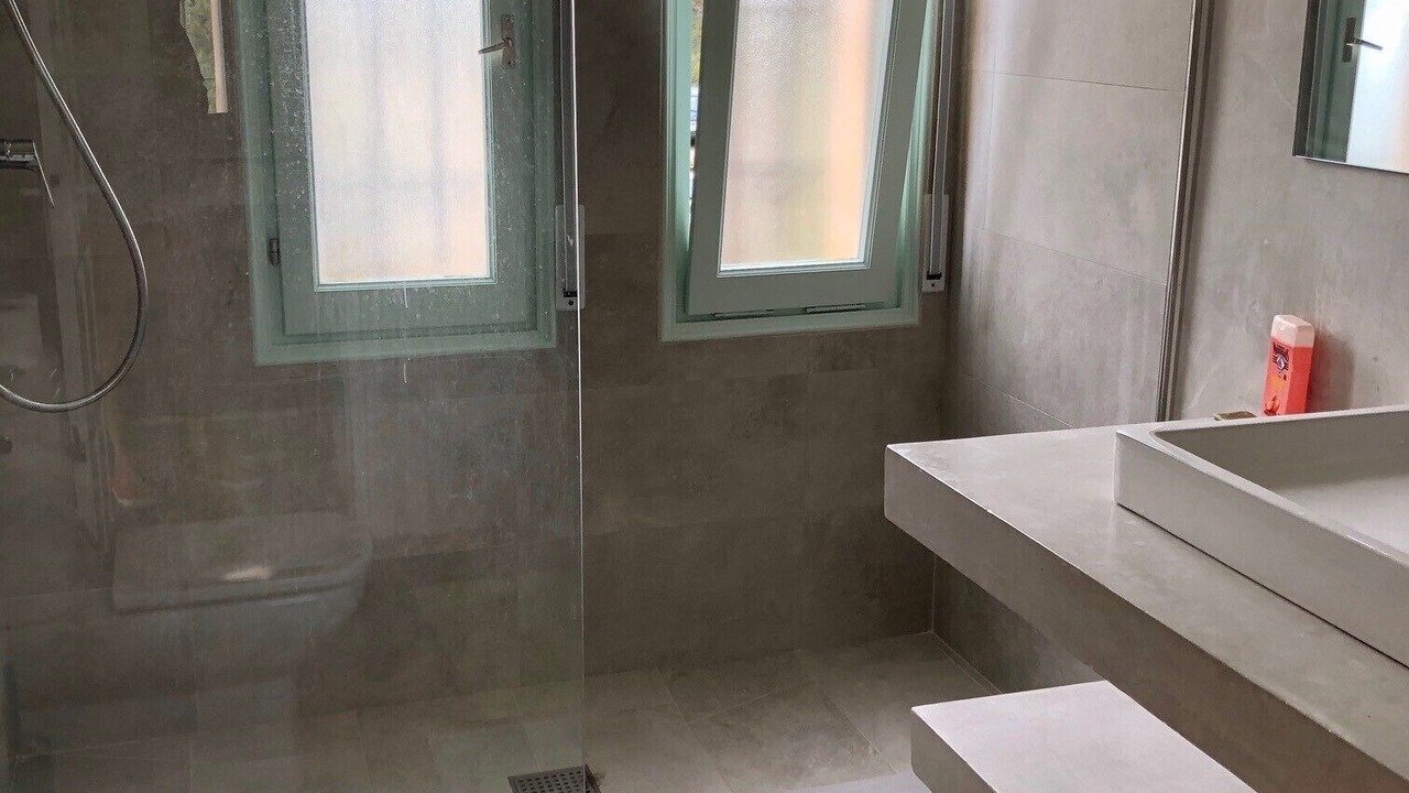 Photo of Bathroom in Tamariu