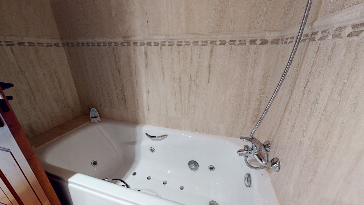Photo of Bathroom in Hacienda del Alamo
