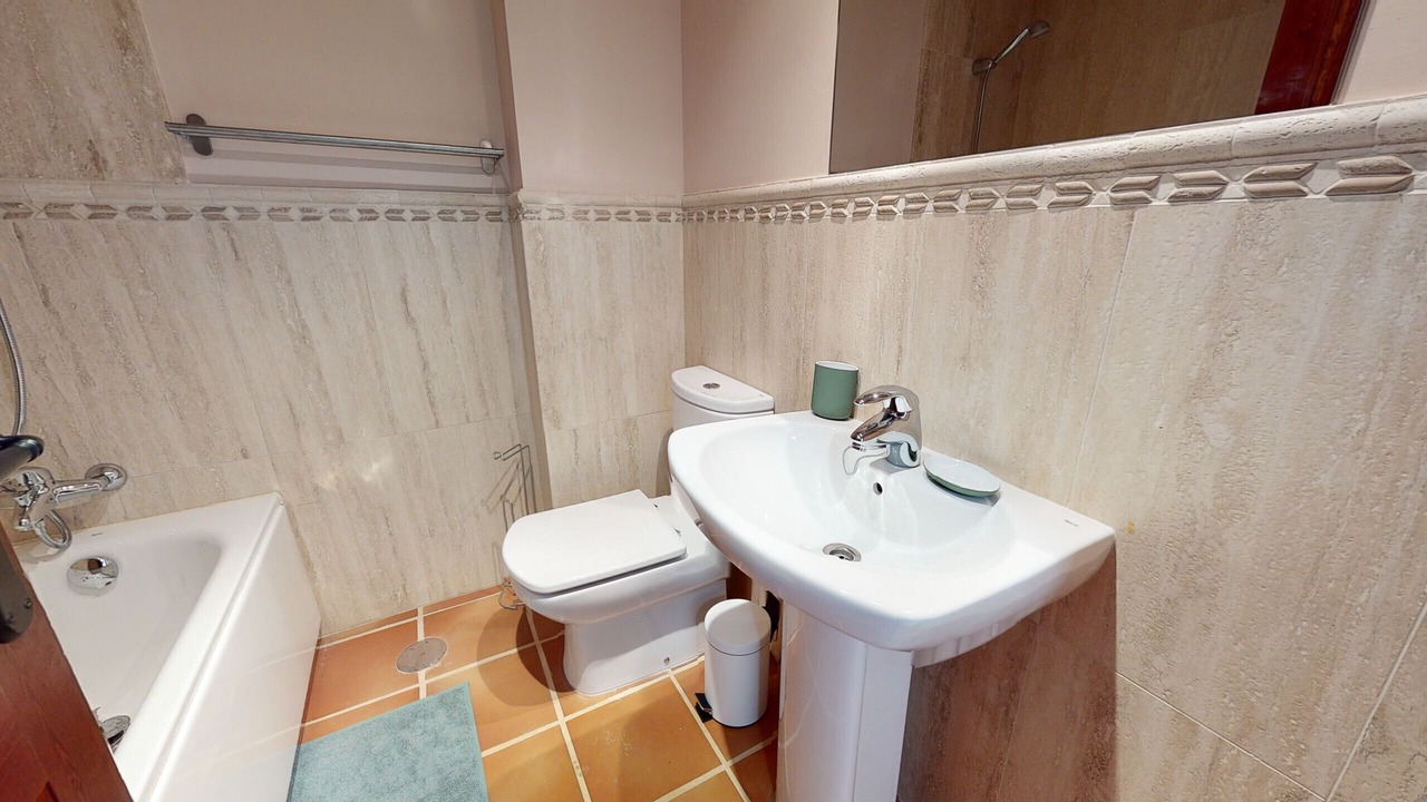 Photo of Bathroom in Hacienda del Alamo