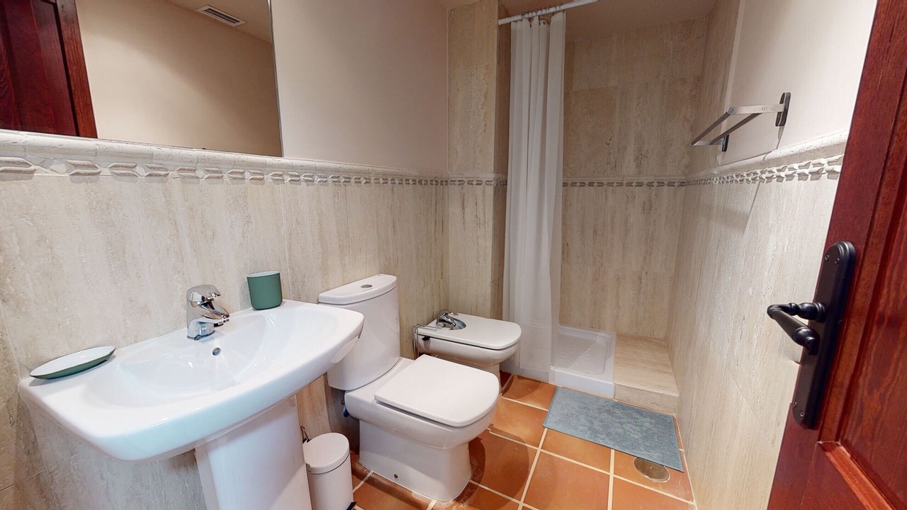 Photo of Bathroom in Hacienda del Alamo