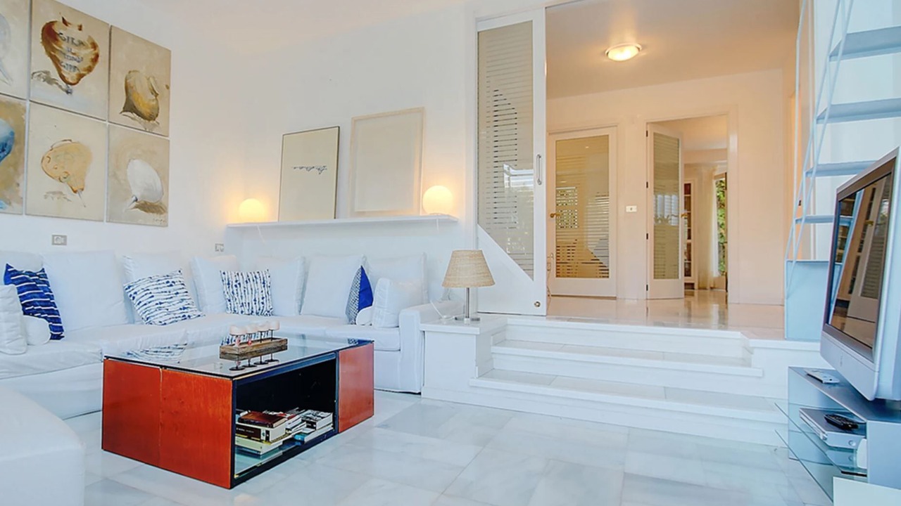Photo of Livingroom in Portopi